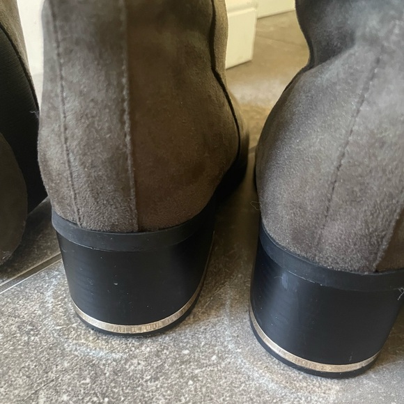 Spring over the knee dark grey boots - Picture 3 of 6